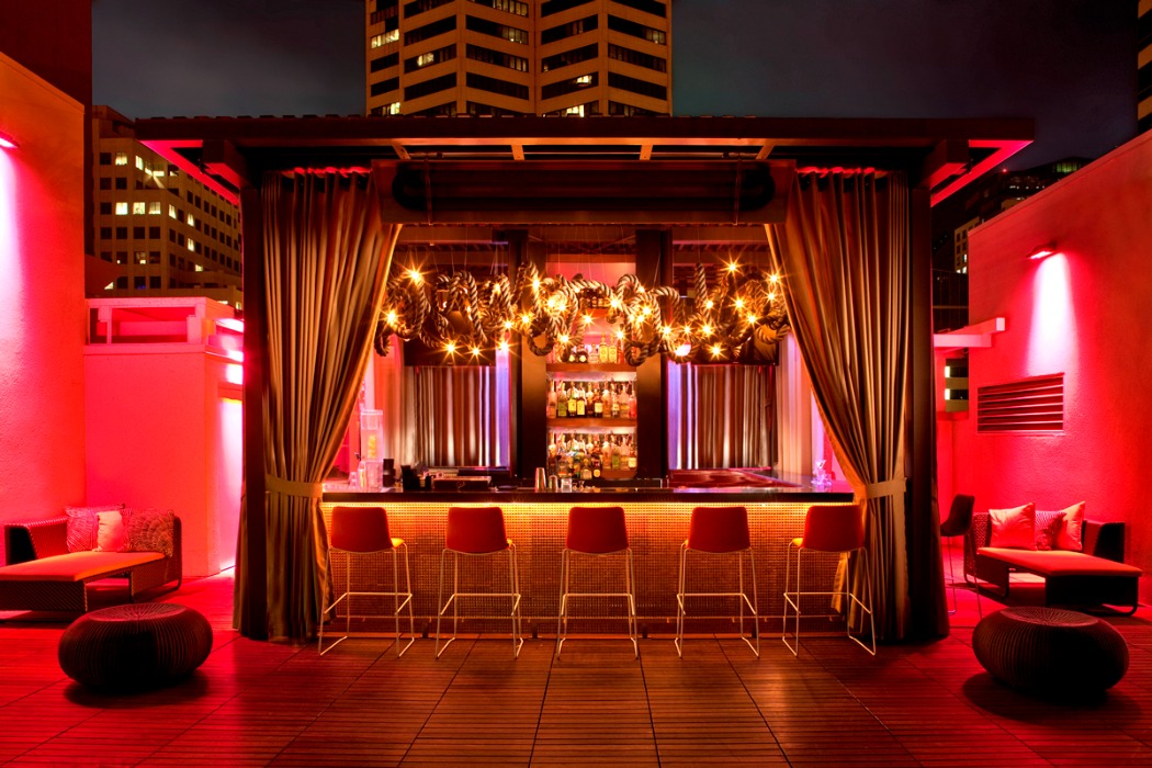 Rooftop Bar web 1