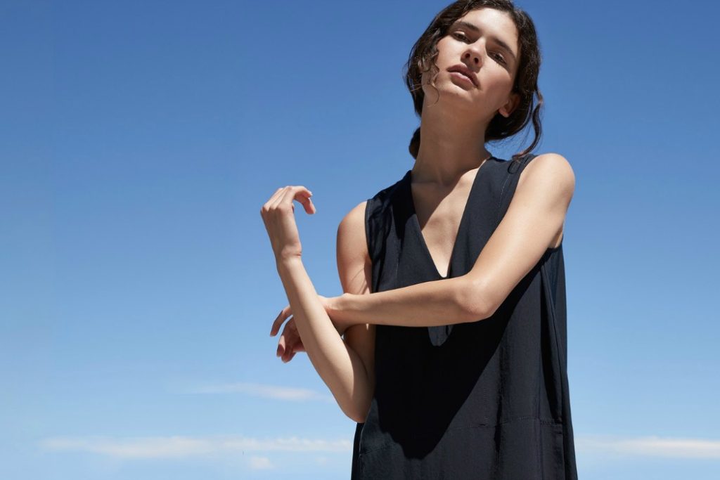 Everlane sleeveless feature