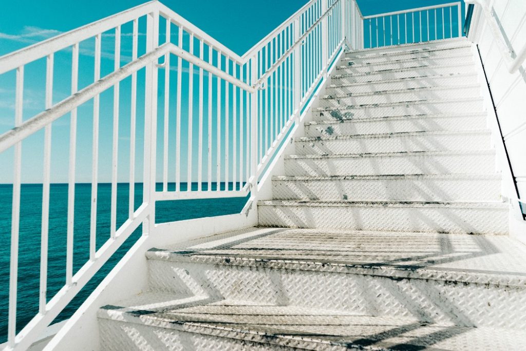 bustairs
