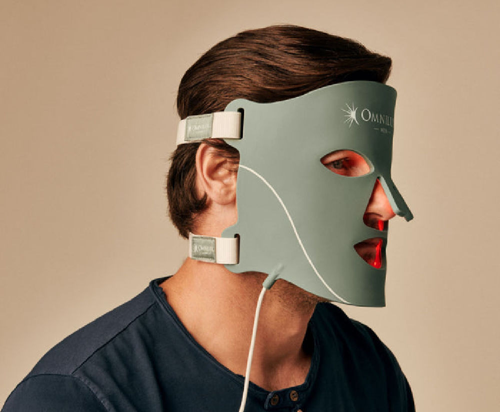OmniluxMen led skincare device